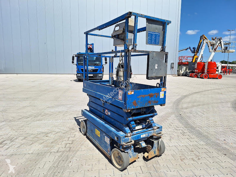 منصة تلسكوبية Skyjack SJIII 3219
