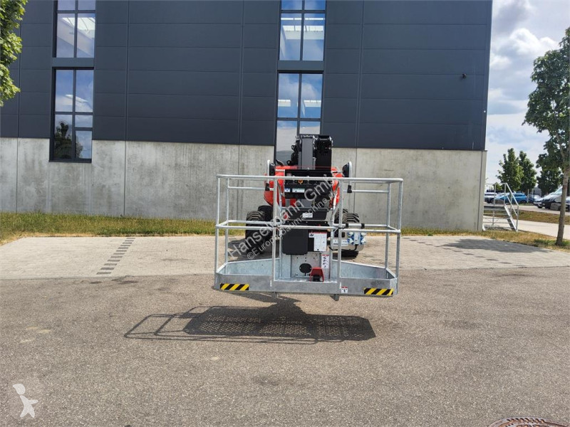 Автовышка Manitou