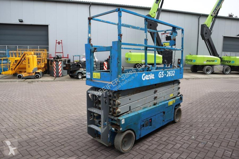 منصة تلسكوبية Genie Electric, 10m Working...