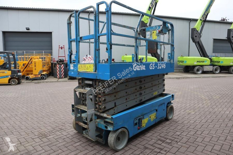 منصة تلسكوبية Genie Electric, Working Height...