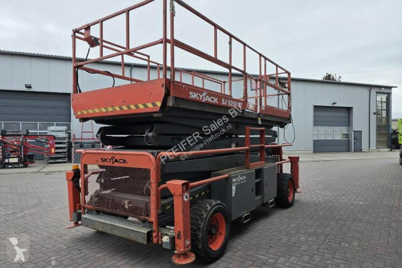 Hoogwerker Skyjack SJ9250RT Diesel, 4x4 Drive,...