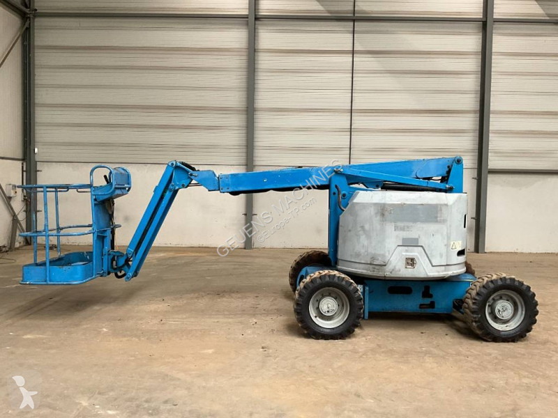 منصة تلسكوبية Genie Z 34/22