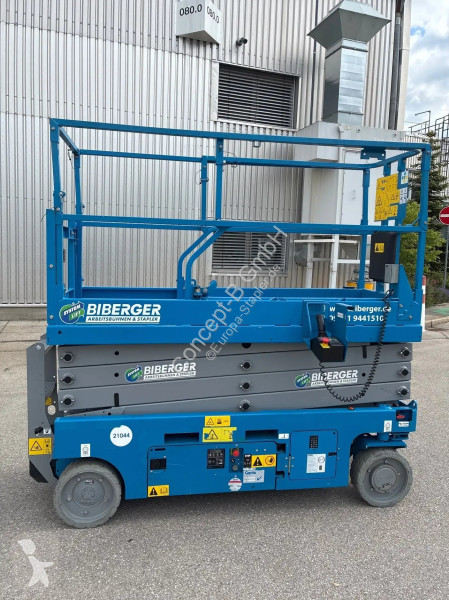 منصة تلسكوبية Genie GS 2632