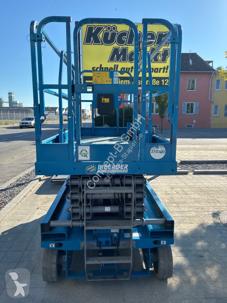 منصة تلسكوبية Genie GS 2646 E-Drive
