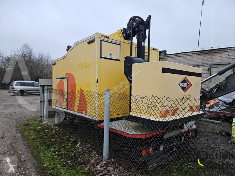 Vysokozdvižná plošina Versalift VDT-170-F