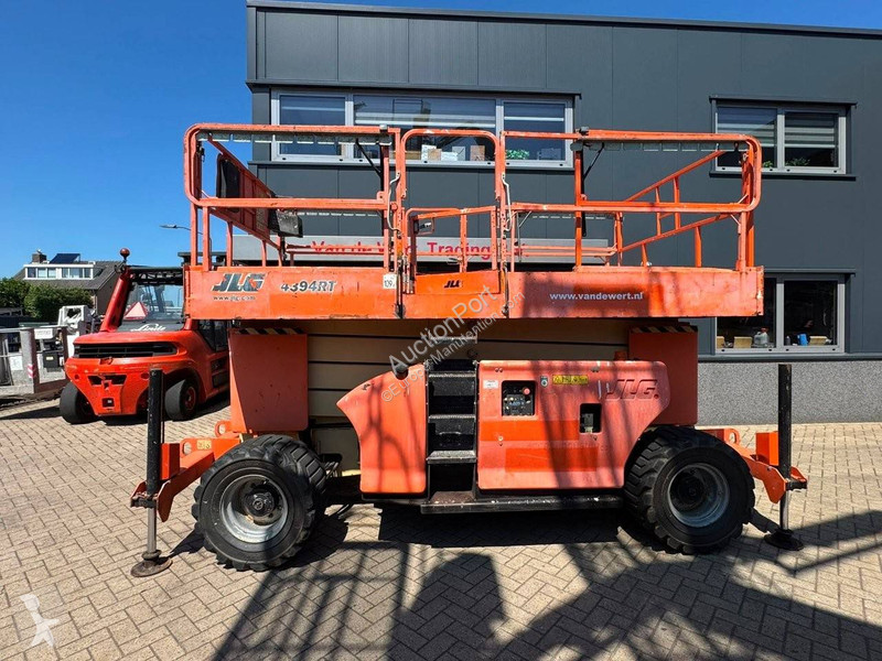 JLG  aerial platform