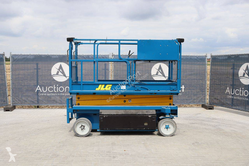 Plataforma elevadora JLG 2046-E