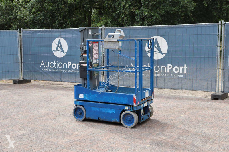 Plataforma elevadora Skyjack SJ12