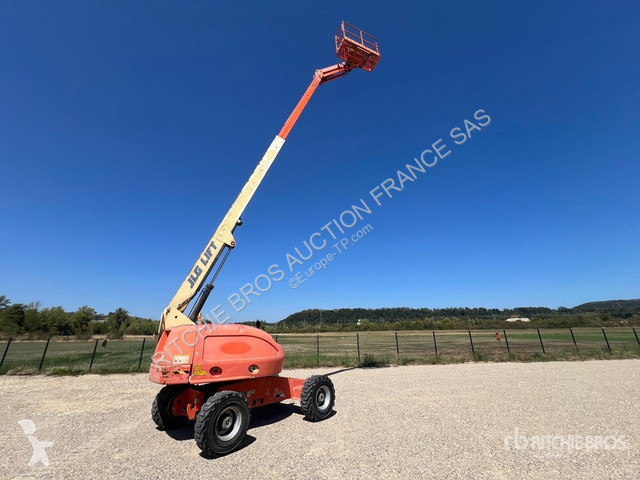 Автовишка JLG