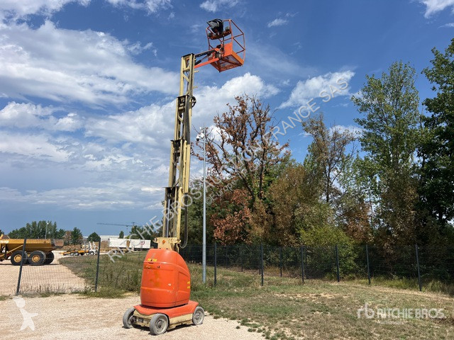 Plataforma elevadora JLG 10E