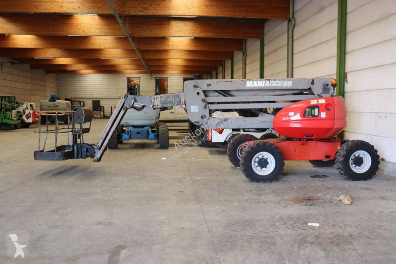 Plataforma elevadora Manitou