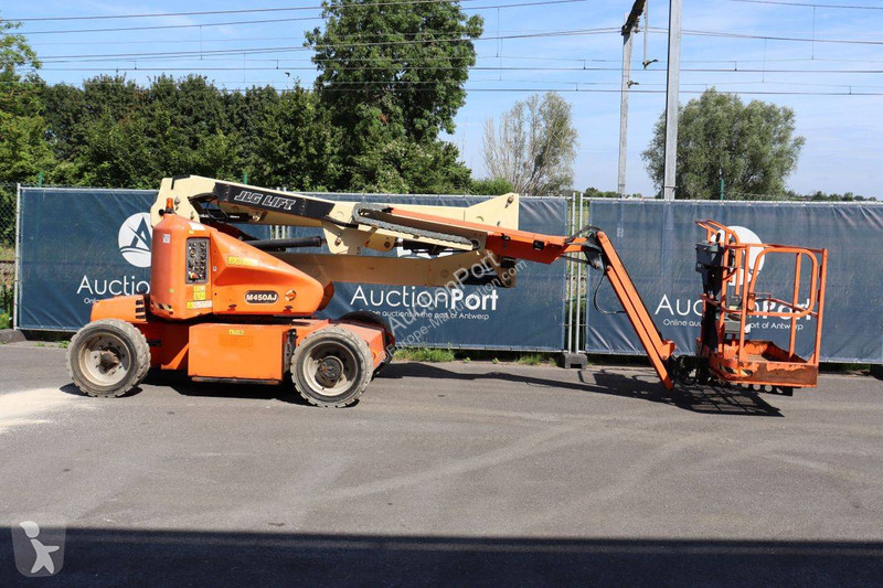 Plataforma elevadora JLG