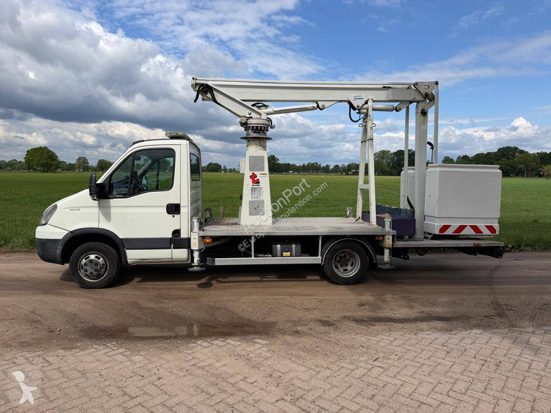 Автовишка Iveco Daily 40C15