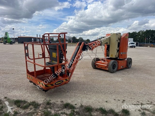 Автовишка JLG E300