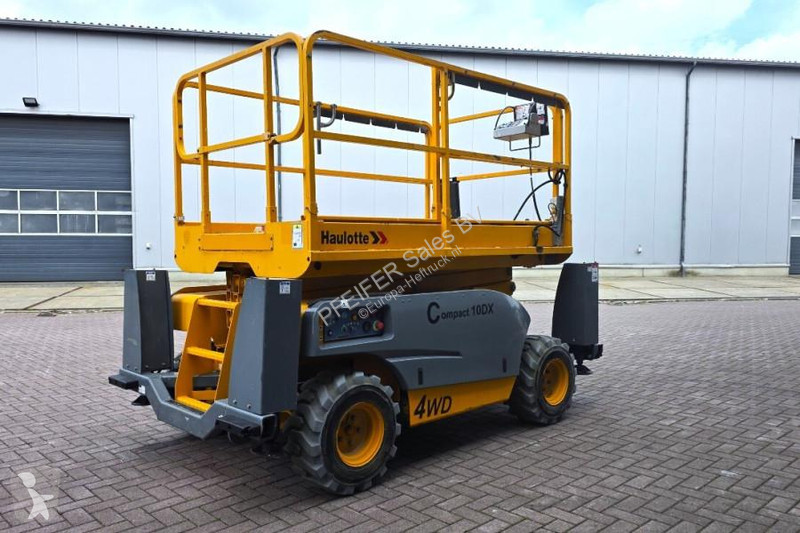 升降机 Haulotte COMPACT 10DX Diesel, 4x4 Drive,...