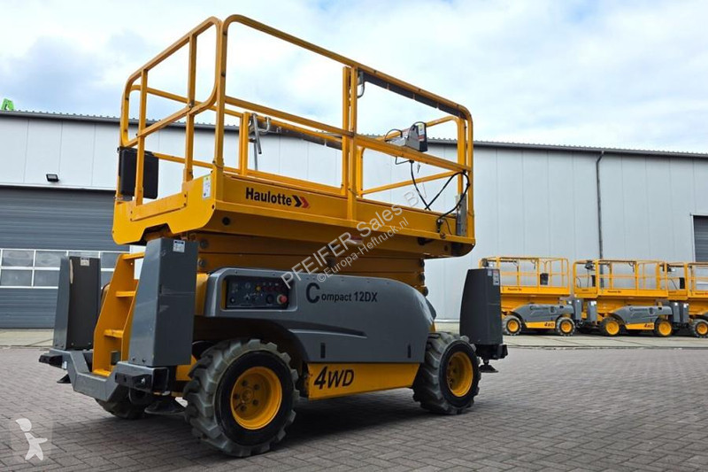 升降机 Haulotte Compact 12DX Diesel, 4x4 Drive,...