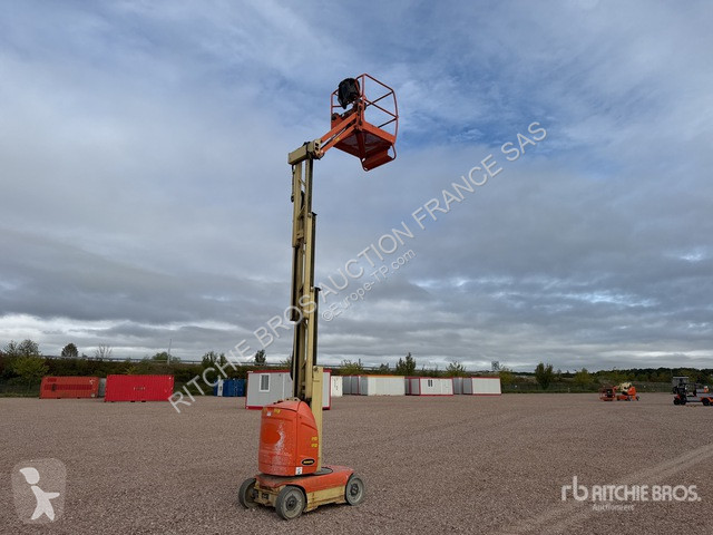 Plataforma elevadora JLG 8E