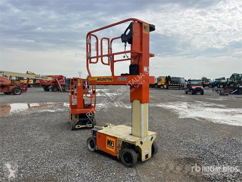 Nacelle JLG 1230 Vertical Mast Lift
