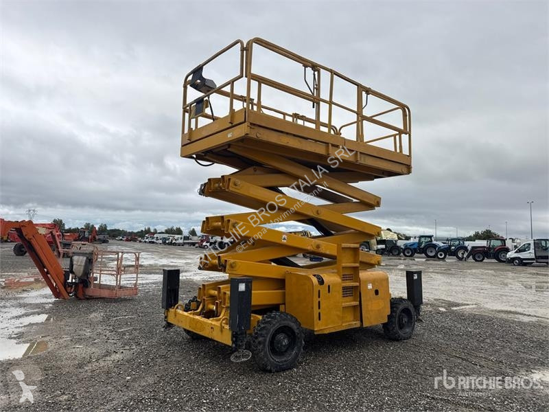 Nacela Haulotte HA18SDX Diesel Scissor Lift