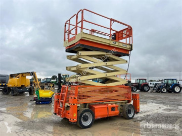 Plataforma automotriz tesoura JLG