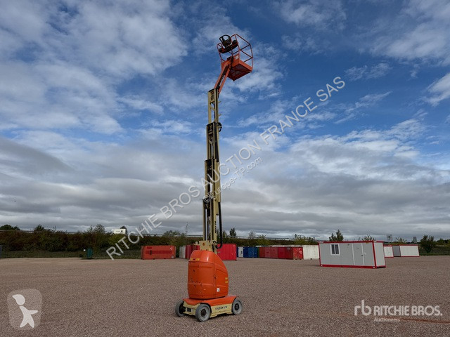 Plataforma elevadora JLG 10E