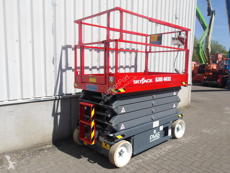 升降机 Skyjack SJ4632