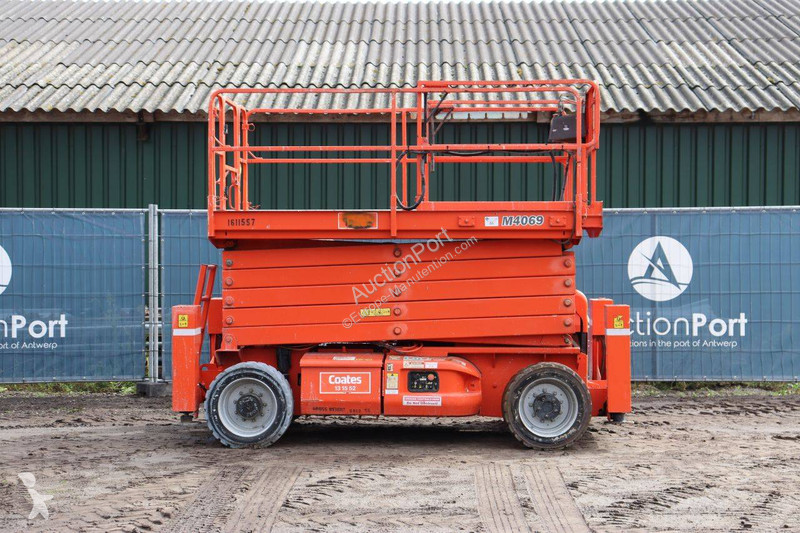 升降机 JLG M4069