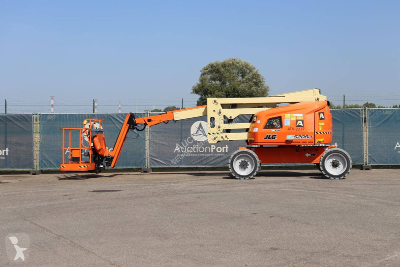 升降机 JLG EC