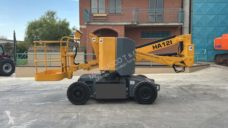 升降机 Haulotte HA12I