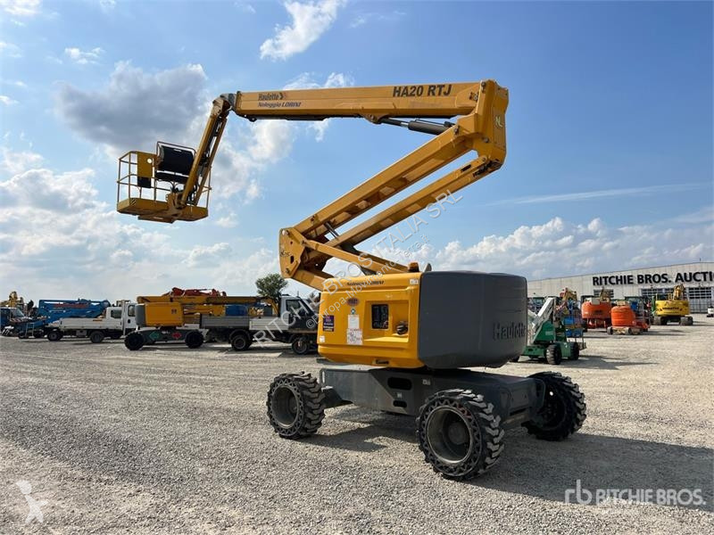 Plataforma elevadora Haulotte HA20RTJ Diesel...