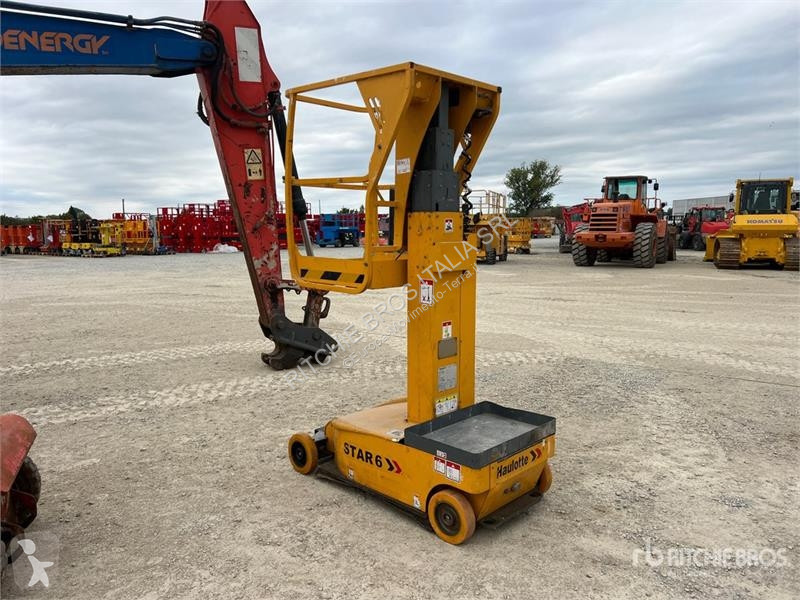 Plataforma elevadora Haulotte Vertical Mast Lift