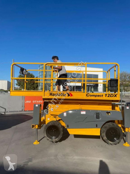 Plataforma elevadora Haulotte COMPACT 12DX