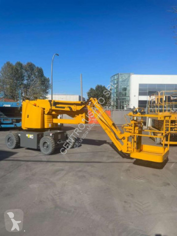 Nacelle automotrice articulée Haulotte
