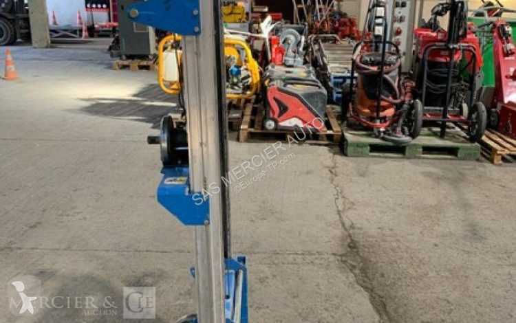 Plataforma elevadora Genie leve-materiaux vertical