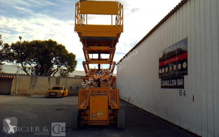 Plataforma elevadora JLG autre