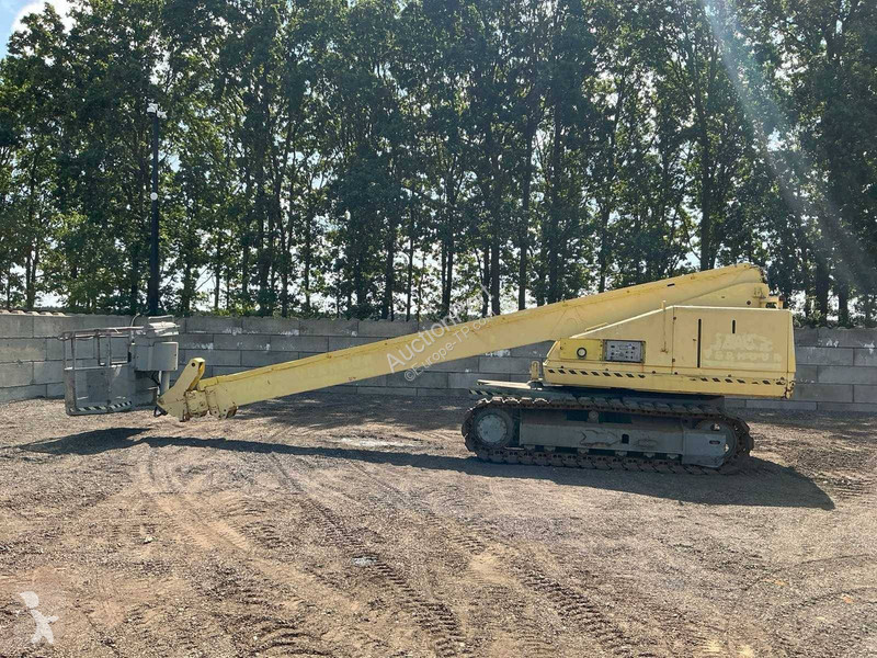 Plataforma elevadora Aichi SR210