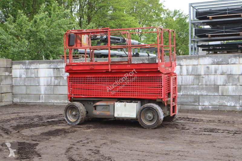 Plataforma elevadora JLG