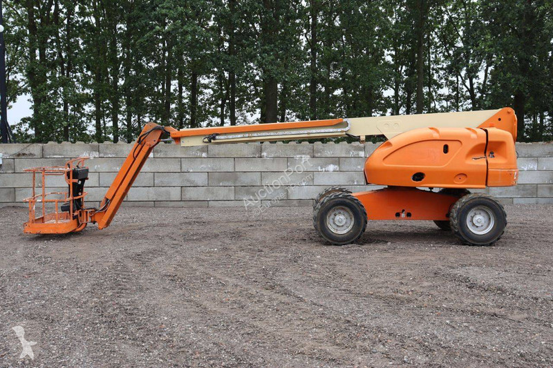 Plataforma elevadora JLG