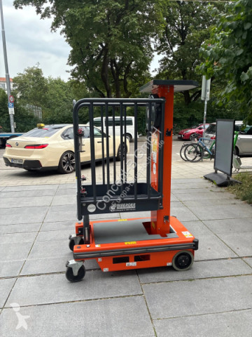 Nacelle automotrice JLG
