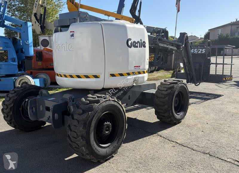 Plataforma Genie Z45/25