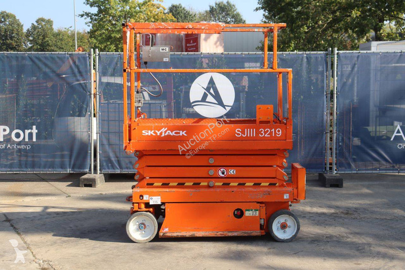 Nacelle Skyjack SJIII-3219