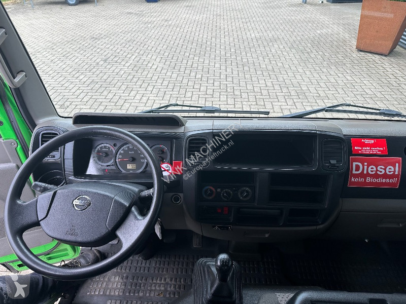 Hoogwerker Palfinger P 260 B op Nissan Cabstar