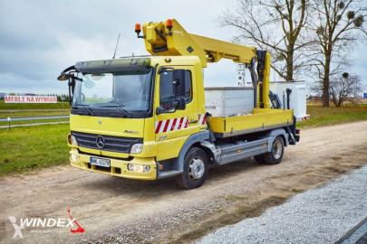Piattaforma su autocarro Versalift