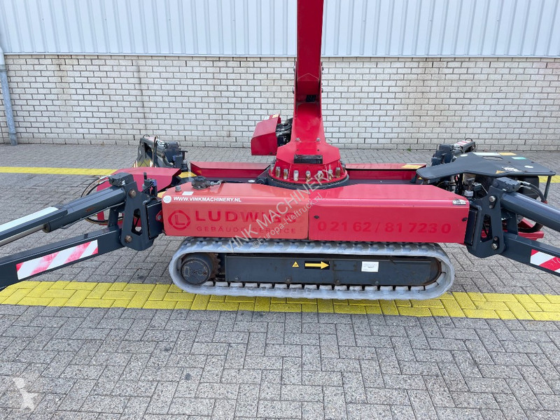منصة تلسكوبية Hinowa Lightlift 23.12 IIIS