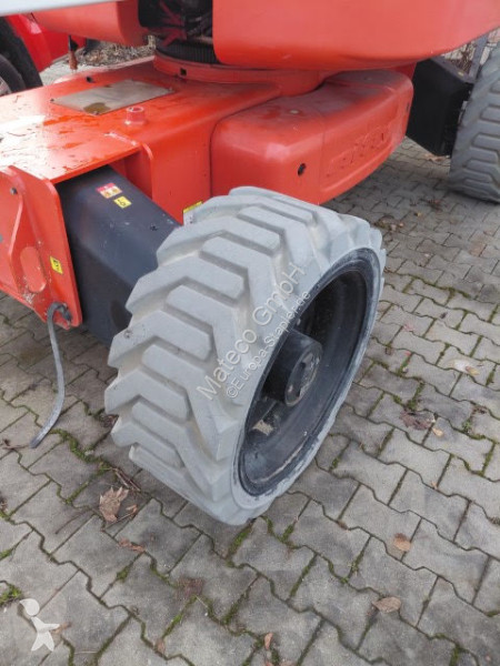منصة تلسكوبية Niftylift HR28 HYBRID 4X4