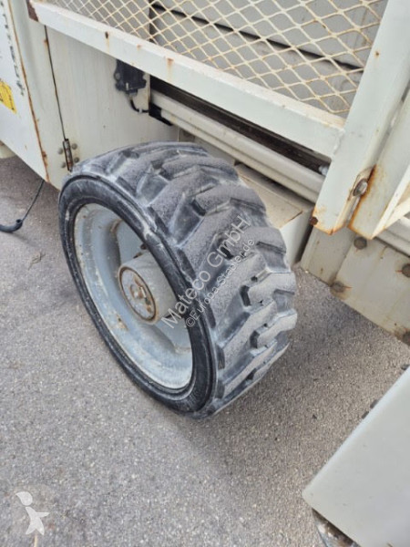 منصة تلسكوبية Genie GS3390