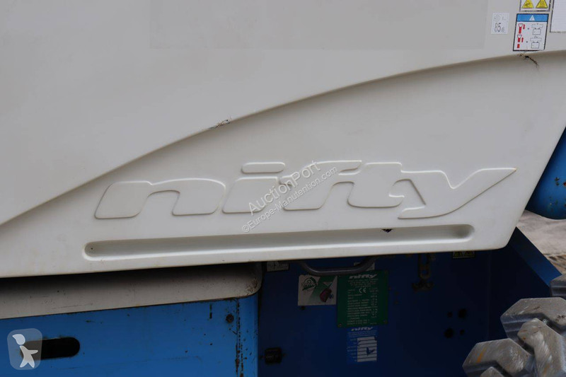Plataforma elevadora Niftylift HR21DE 2WD