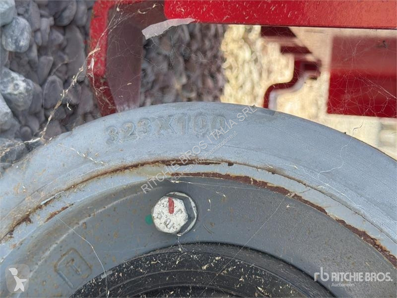Автовишка Magni ES0807OF Electric Hydraulic Oil...