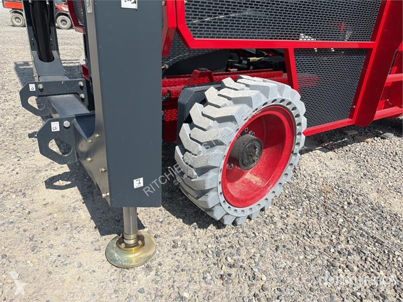 Автовишка Magni DS1523RTP 4x4 Diesel Scissor...