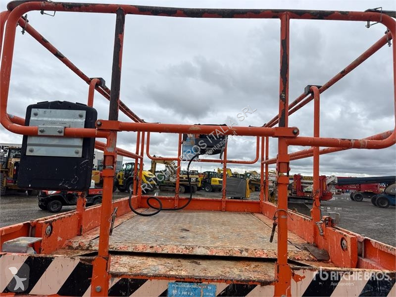 Emelőkosár Iteco IT12180DE Scissor Lift